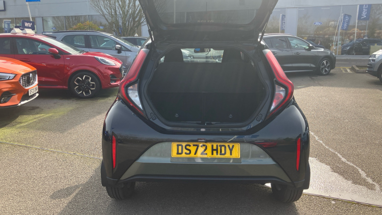 Toyota Aygo X 1.0 VVT-i Edge 5dr [Parking] Petrol Hatchback